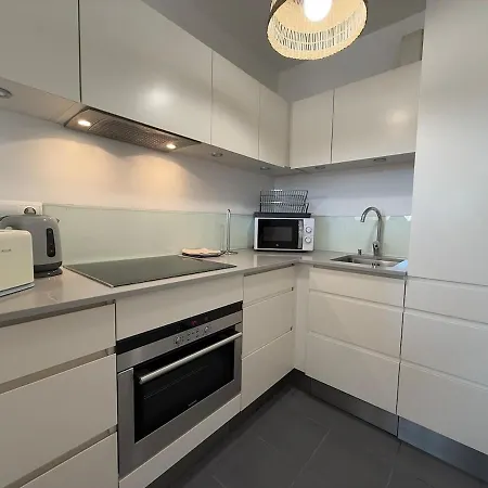 Sunny & Modern Apartment Fuengirola