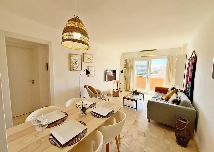 Sunny & Modern *